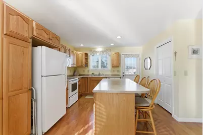 295 Central Avenue, Lewiston, ME 04240 - Photo 11