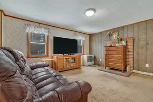 63 Country Club Rd, Sanford, ME 04073 - Photo 7