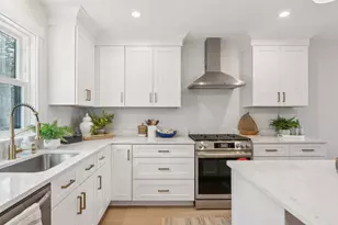 26 Salt Pt Dr, Old Orchard Beach, ME 04064 - Photo 11