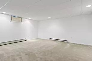 7 Wildwood Dr, Cape Elizabeth, ME 04107 - Photo 37