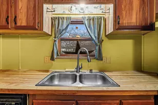 784 E Pond Rd, Nobleboro, ME 04555 - Photo 23