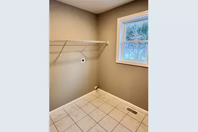 325 Heath Road, Lebanon, ME 04027 - Photo 9