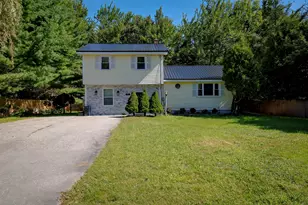 17 Mcdonald Ave, Ellsworth, ME 04605 - Photo 3