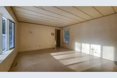 9 Carroll Avenue, Standish, ME 04084 - Photo 5