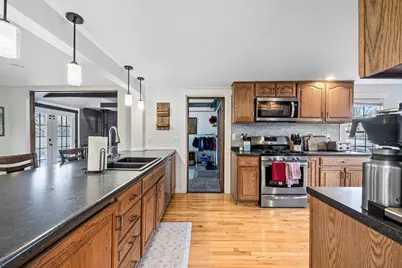 37 Bailey Avenue, Portland, ME 04103 - Photo 15