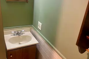 80 High St, Fairfield, ME 04937 - Photo 17