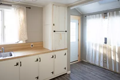 71 Franklin Avenue, Houlton, ME 04730 - Photo 5