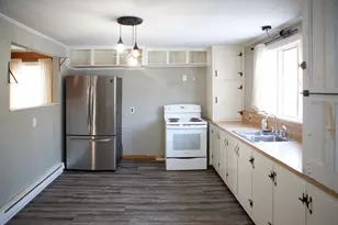 71 Franklin Ave, Houlton, ME 04730 - Photo 3