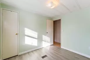 49 Sandalwood Cir, Kittery, ME 03904 - Photo 17