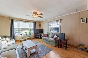 49 Sandalwood Cir, Kittery, ME 03904 - Photo 9