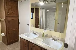 979 Essex St, Bangor, ME 04401 - Photo 31