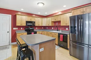 8 Sunrise Trl, Turner, ME 04282 - Photo 15