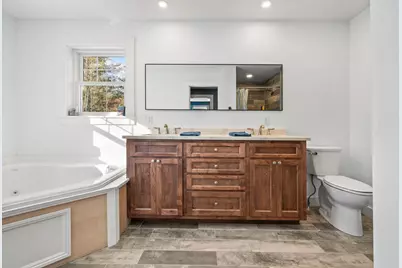 1090 Middle Road, Waterboro, ME 04061 - Photo 17