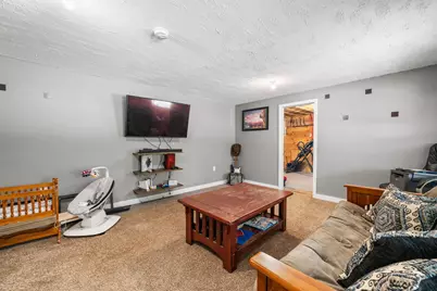 1090 Middle Road, Waterboro, ME 04061 - Photo 41