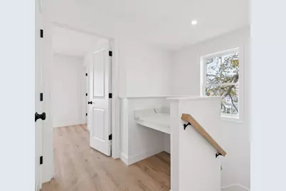 447 Main Street, South Portland, ME 04106 - Photo 15