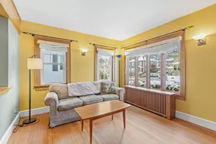 32 Wolcott St, Portland, ME 04102 - Photo 5