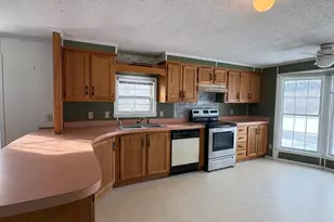 148 School Rd, Sabattus, ME 04280 - Photo 5