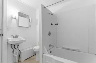 942 Lisbon St, Lewiston, ME 04240 - Photo 9