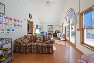 913 Essex St, Bangor, ME 04401 - Photo 11
