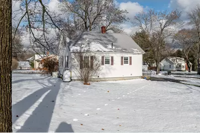 52 Earle Avenue, Bangor, ME 04401 - Photo 3