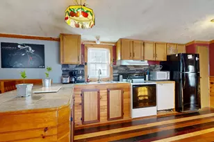 399 High St, Rumford, ME 04276 - Photo 11