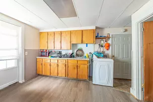 419 Cumberland St, Rumford, ME 04276 - Photo 5
