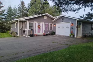 107 Morse St, Van Buren, ME 04785 - Photo 1