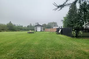 107 Morse St, Van Buren, ME 04785 - Photo 9