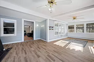 336 Lakeview Rd, Glenburn, ME 04401 - Photo 15