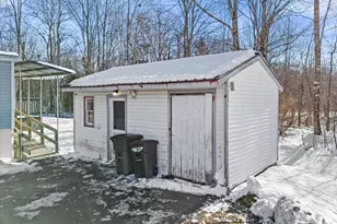 336 Lakeview Rd, Glenburn, ME 04401 - Photo 37