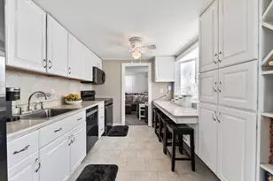 4 Pine Ln, Old Orchard Beach, ME 04064 - Photo 11