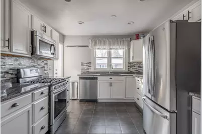 121 Harthorn Avenue, Bangor, ME 04401 - Photo 5