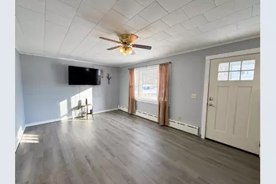 31 Edwards Street, Lincoln, ME 04457 - Photo 9