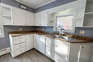 31 Edwards St, Lincoln, ME 04457 - Photo 7