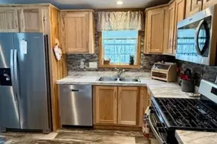 25 N Greenridge Heights, Oakland, ME 04963 - Photo 3