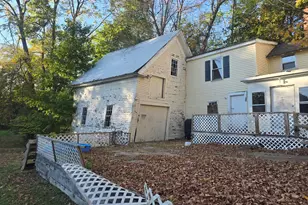 11 Pine St, Mechanic Falls, ME 04256 - Photo 5