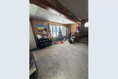 22 Pine Street, East Millinocket, ME 04430 - Photo 7