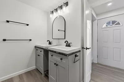 134 - 136 Sawyer Street, South Portland, ME 04106 - Photo 31