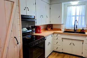 34 Maple St, East Millinocket, ME 04430 - Photo 15