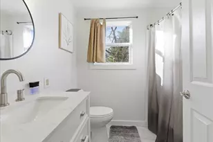 394 Highland Ave, Gardiner, ME 04345 - Photo 9