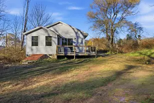 394 Highland Ave, Gardiner, ME 04345 - Photo 1