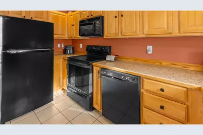 34 River Village Drive #34, Milford, ME 04461 - Photo 9