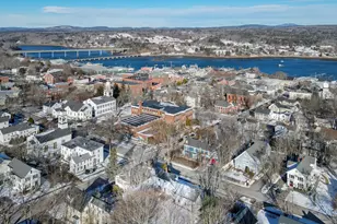 27 Court St, Belfast, ME 04915 - Photo 1