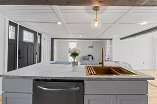 4 Highland Ave, Cumberland, ME 04021 - Photo 9