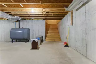 81 Crescent St, Skowhegan, ME 04976 - Photo 59