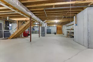 81 Crescent St, Skowhegan, ME 04976 - Photo 63