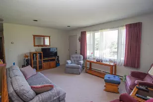 16 Libby Hill Rd, Newport, ME 04953 - Photo 11