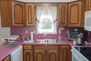 16 Libby Hill Rd, Newport, ME 04953 - Photo 9