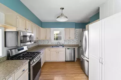 236 West Broadway, Bangor, ME 04401 - Photo 9