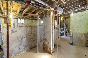 236 W Broadway, Bangor, ME 04401 - Photo 35